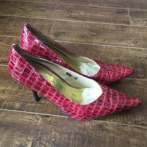 Red Snake-like pointed toe heels